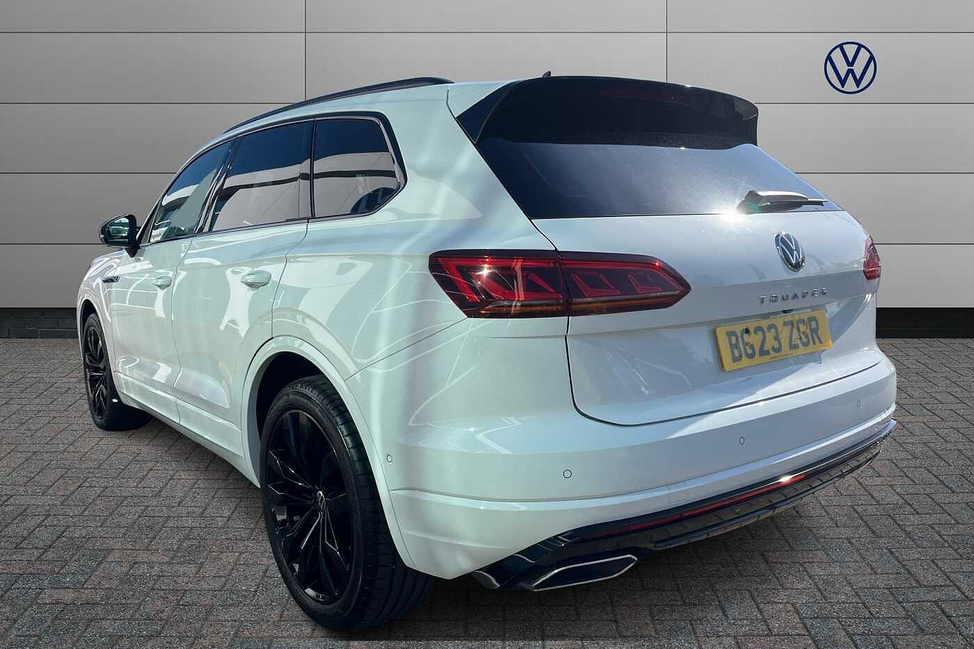 Volkswagen Touareg 3.0TDI (286ps) Black Edition 4Motion 5dr
