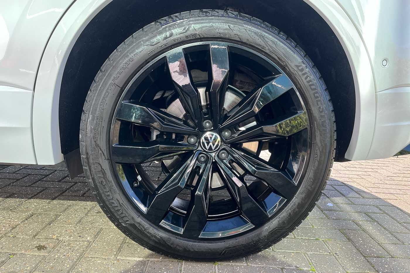 Volkswagen Touareg 3.0TDI (286ps) Black Edition 4Motion 5dr