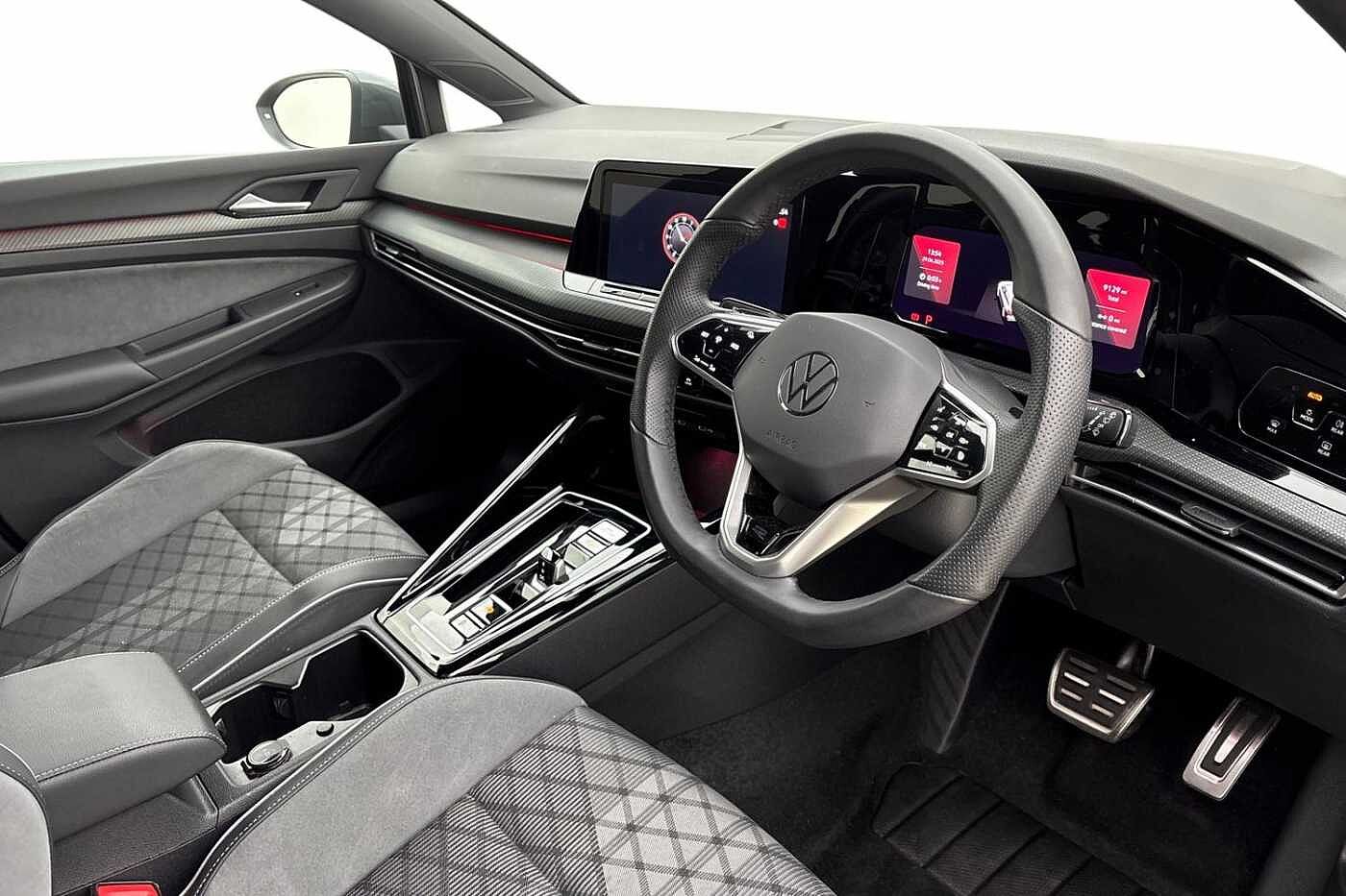 Volkswagen Golf MK8 2.0 TDI R-Line (150ps) DSG Estate