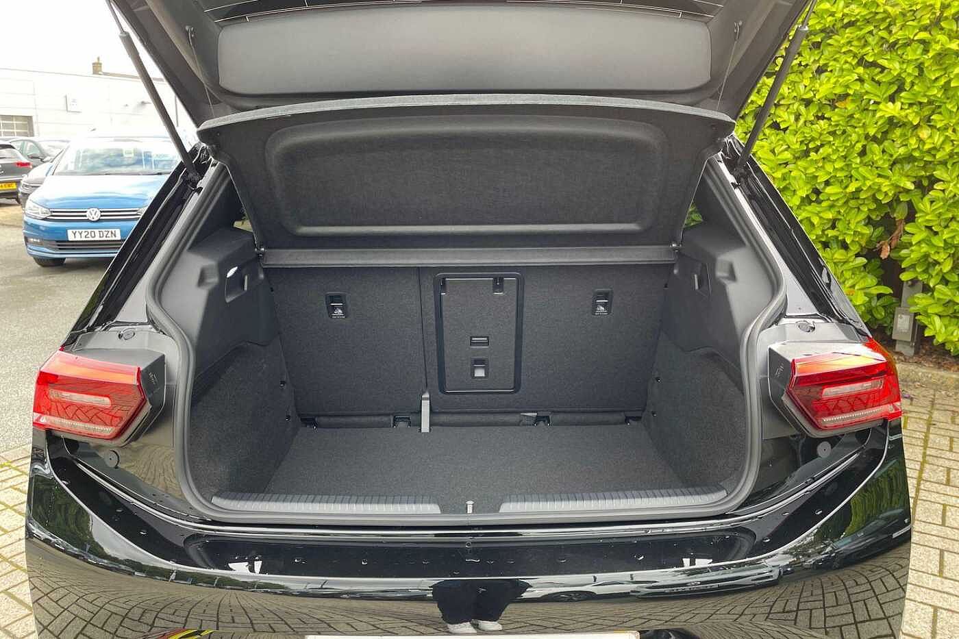 Volkswagen ID.3 Pro 58kWh Match Hatchback 5dr Electric Auto (204 ps)