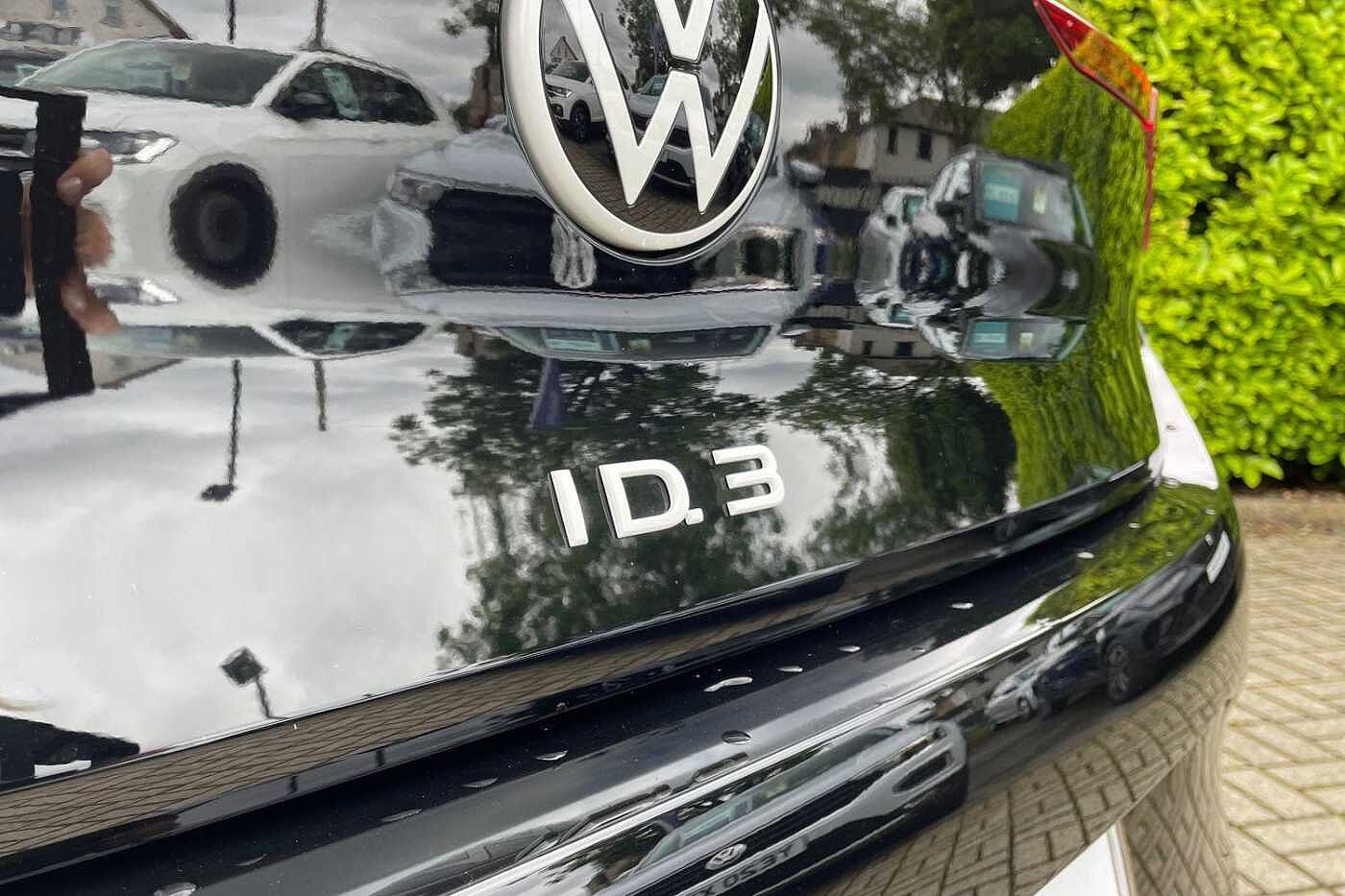 Volkswagen ID.3 Pro 58kWh Match Hatchback 5dr Electric Auto (204 ps)