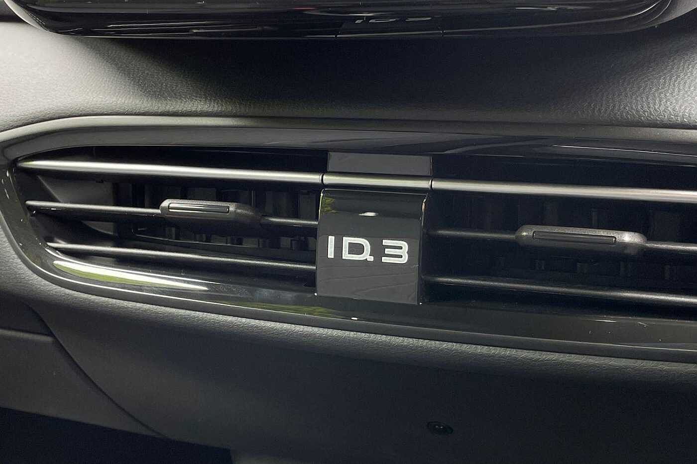 Volkswagen ID.3 Pro 58kWh Match Hatchback 5dr Electric Auto (204 ps)