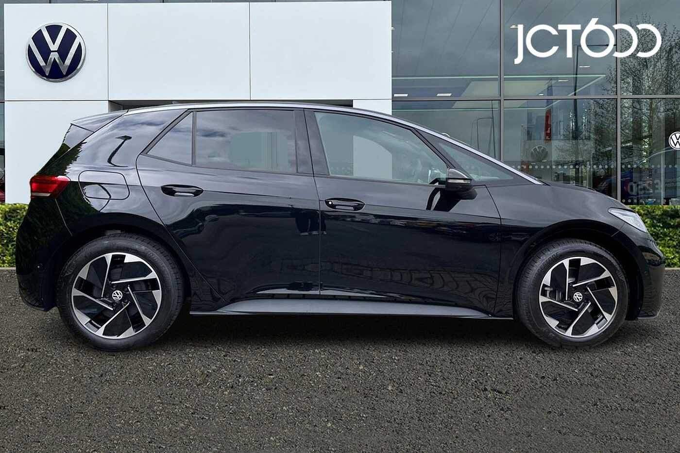 Volkswagen ID.3 Pro 58kWh Match Hatchback 5dr Electric Auto (204 ps)