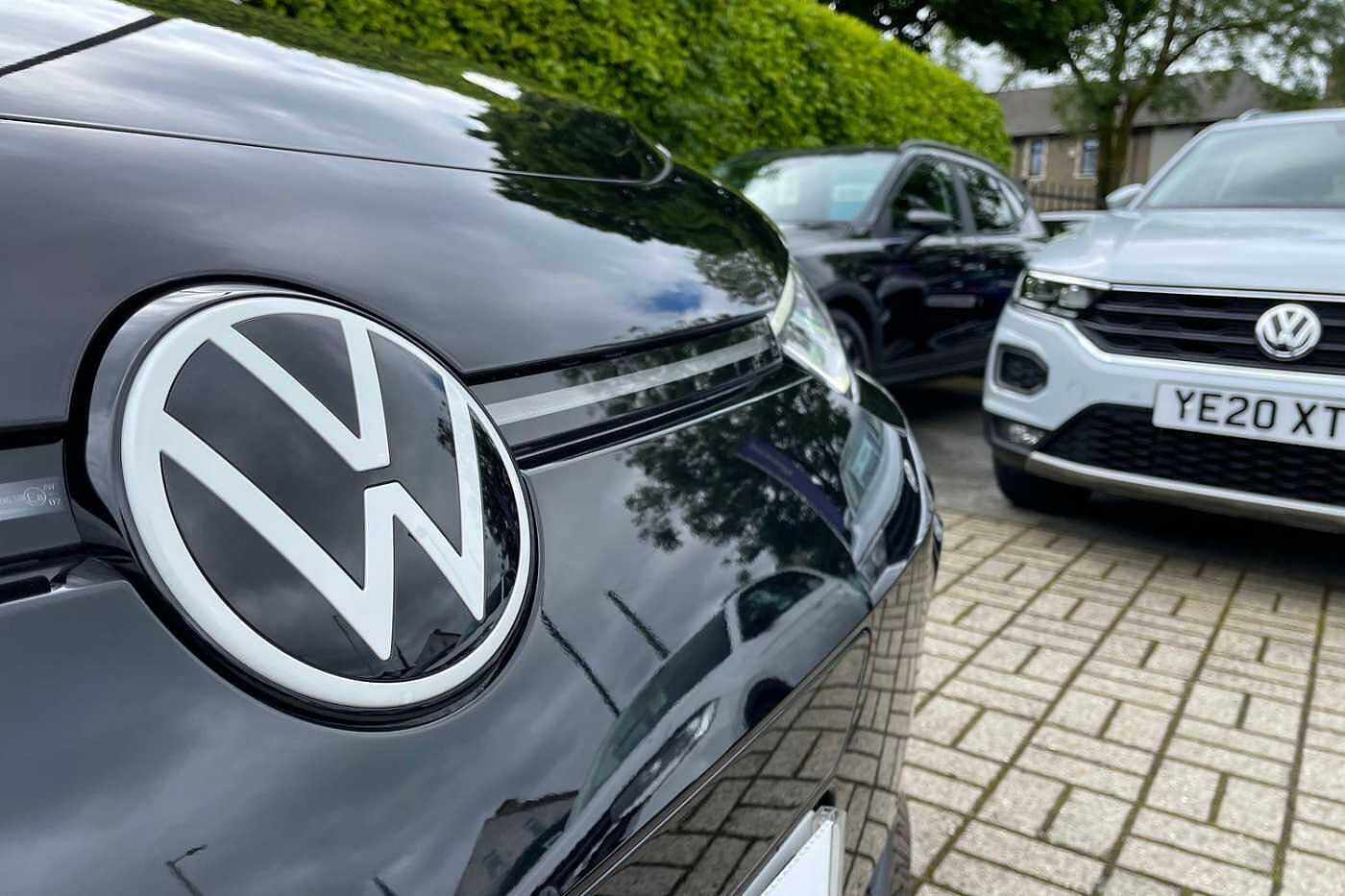 Volkswagen ID.3 Pro 58kWh Match Hatchback 5dr Electric Auto (204 ps)