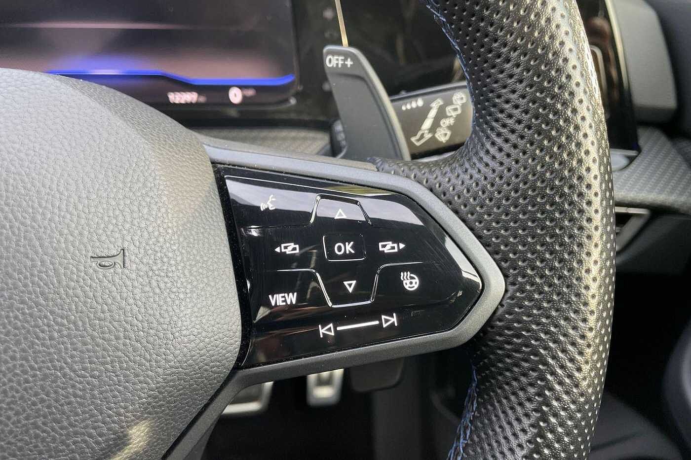 Volkswagen Golf R MK8 2.0 TSI 4Motion 320PS DSG 5 Dr