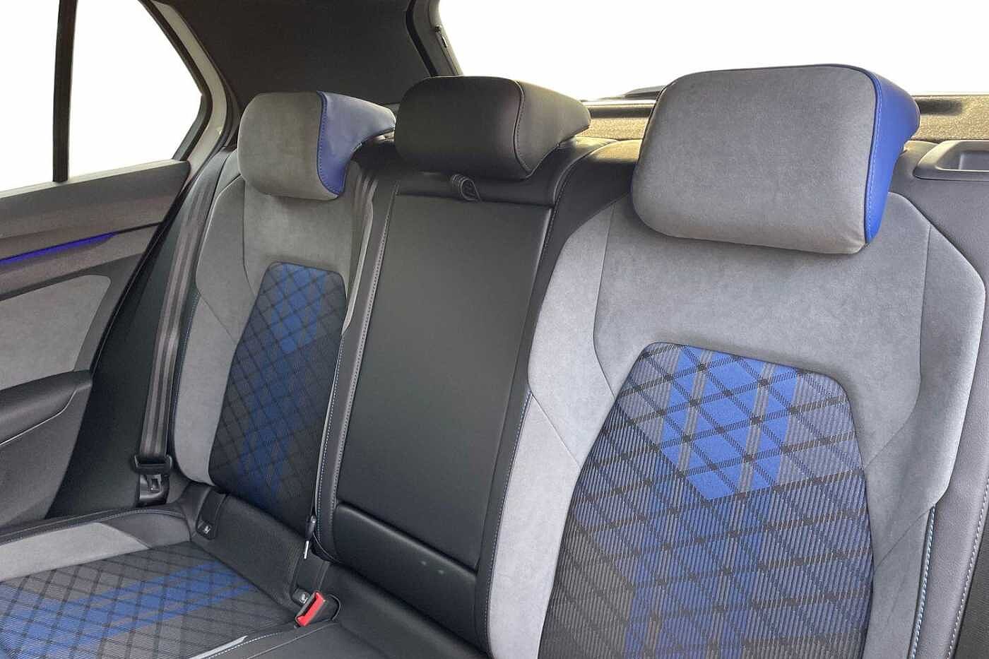 Volkswagen Golf R MK8 2.0 TSI 4Motion 320PS DSG 5 Dr