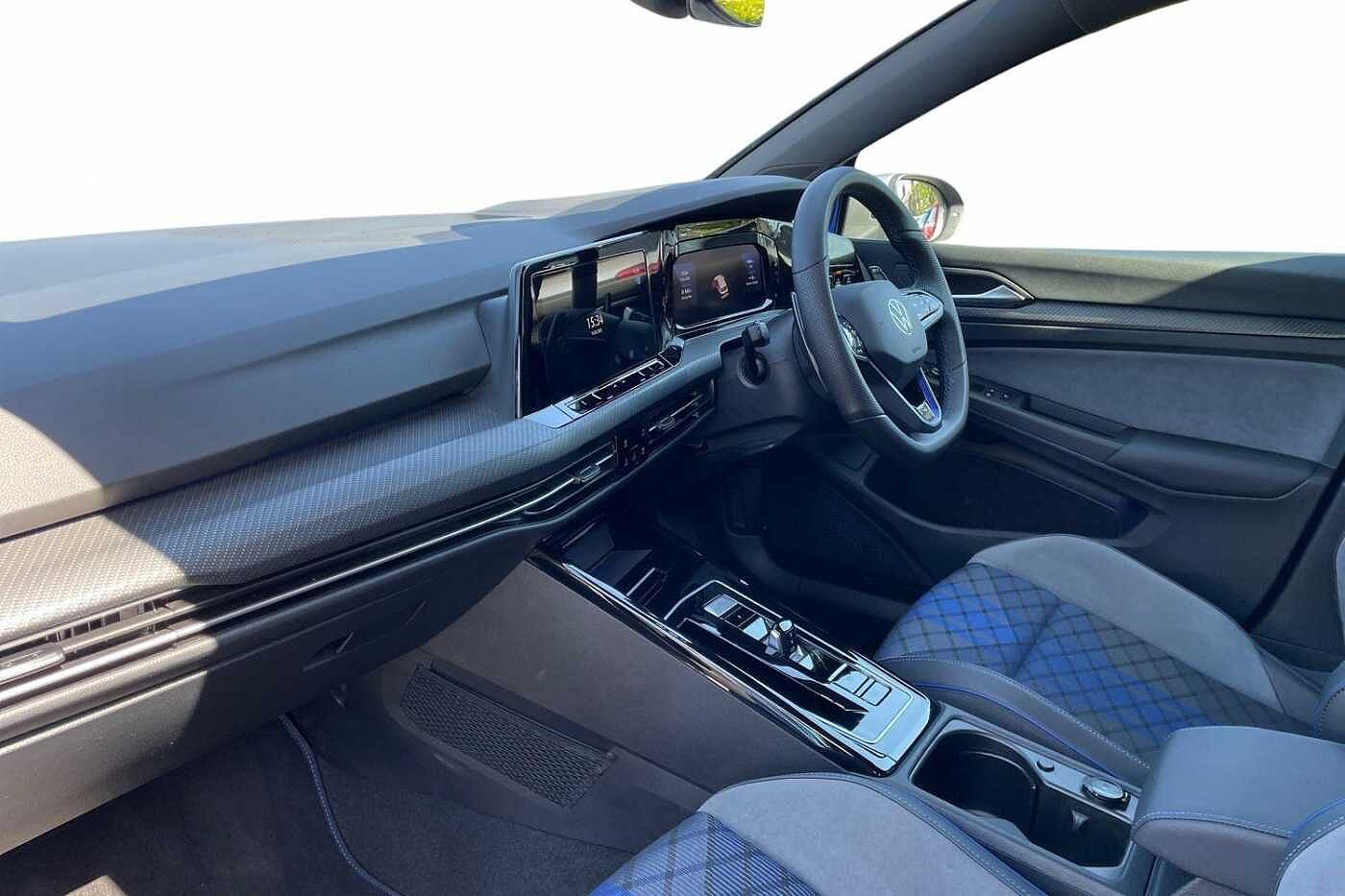 Volkswagen Golf Estate 2.0 TSI R DSG 320 ps 7- Speed 4Motion