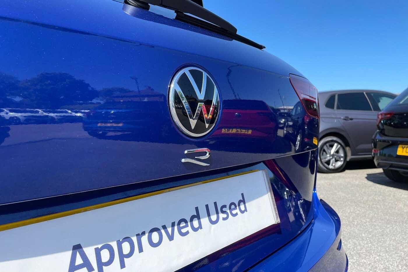 Volkswagen Golf Estate 2.0 TSI R DSG 320 ps 7- Speed 4Motion