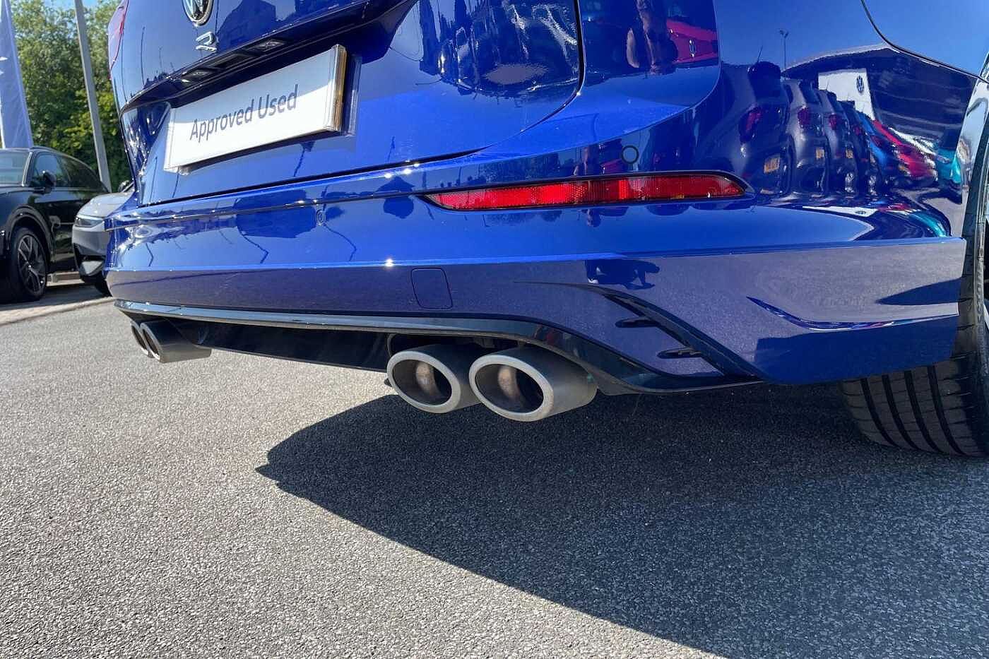 Volkswagen Golf Estate 2.0 TSI R DSG 320 ps 7- Speed 4Motion