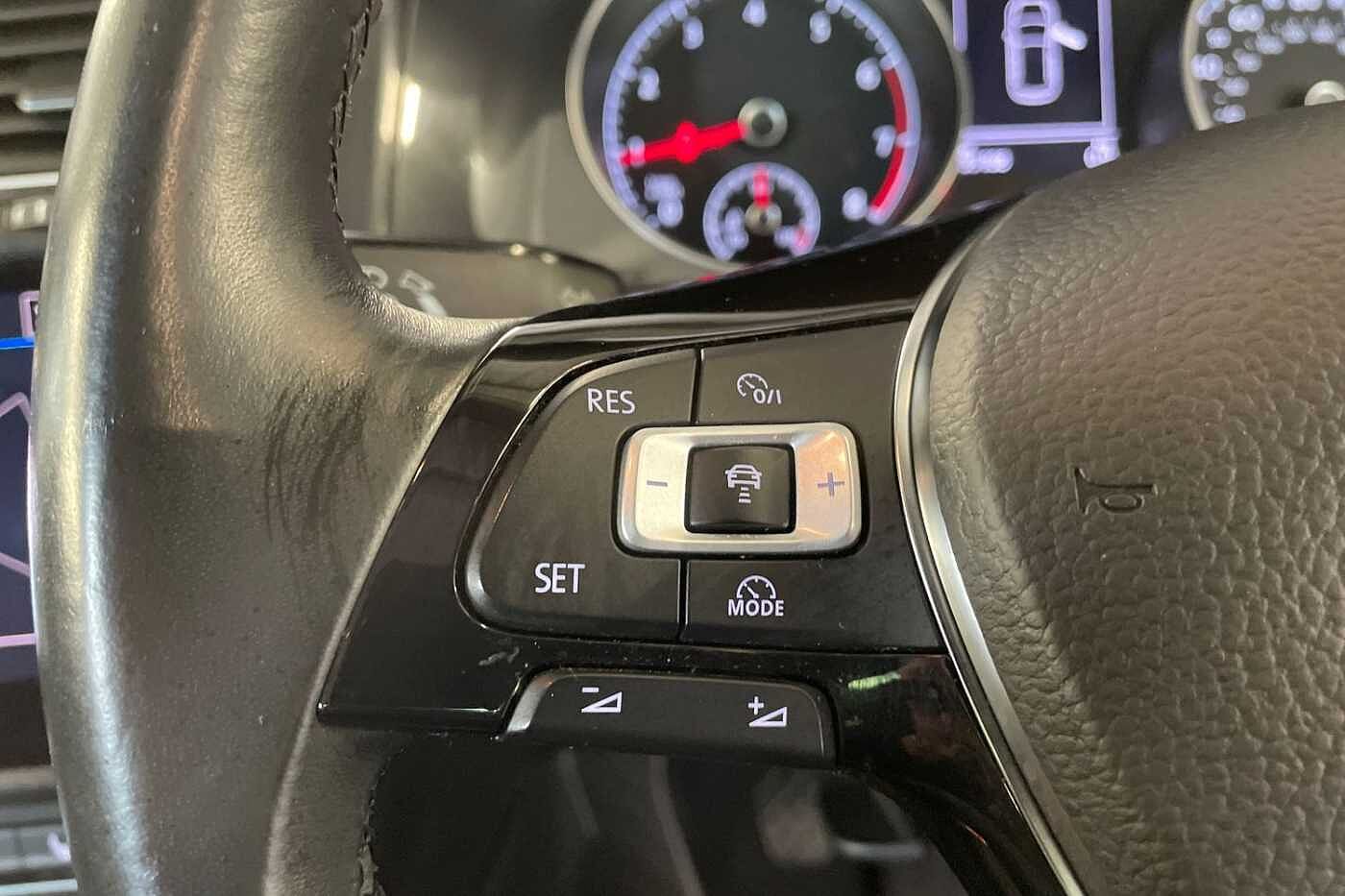 Volkswagen Golf 1.5 TSI EVO SE 5dr