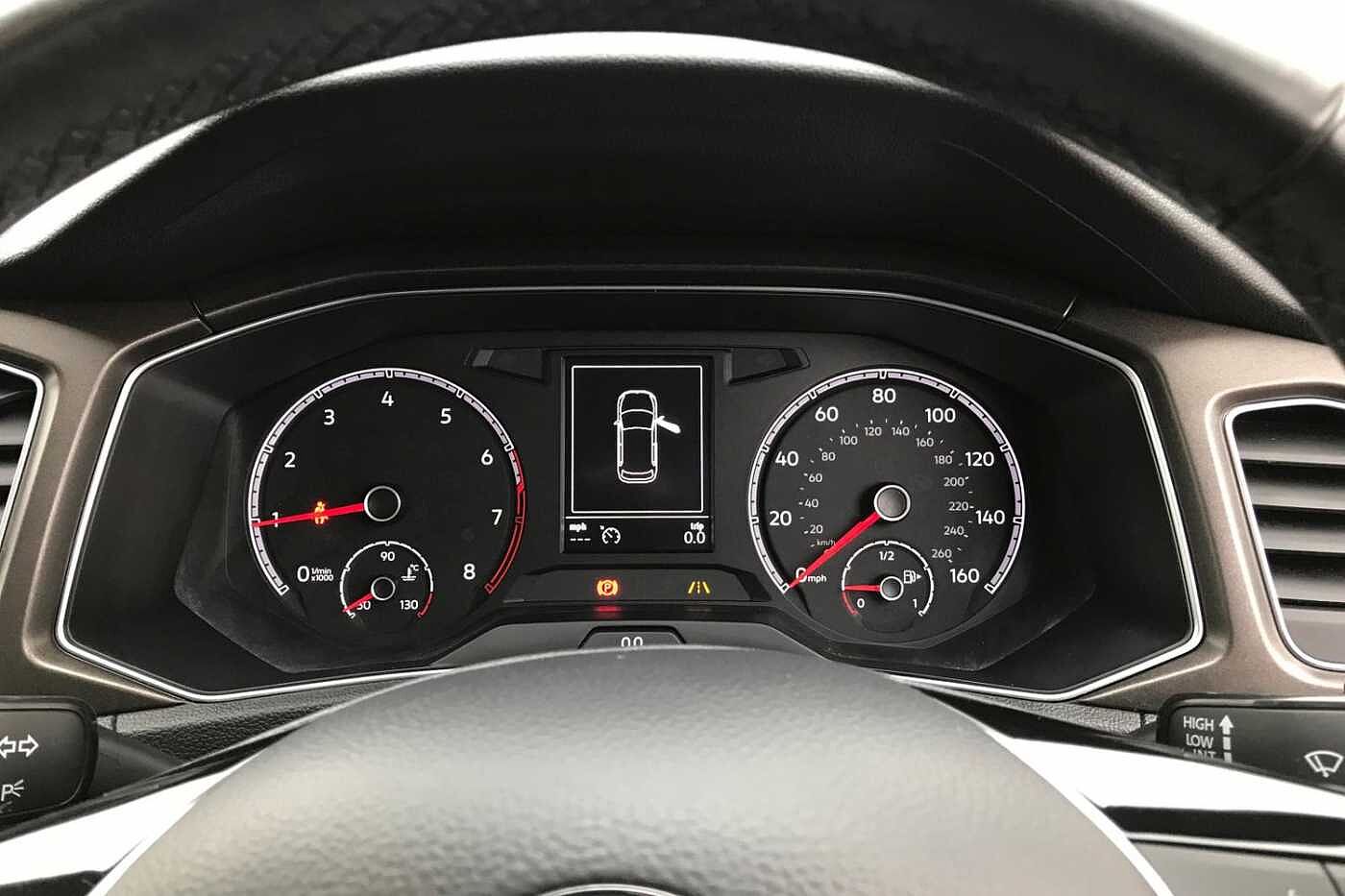 Volkswagen T-ROC 2017 1.5 TSI SE 150PS EVO
