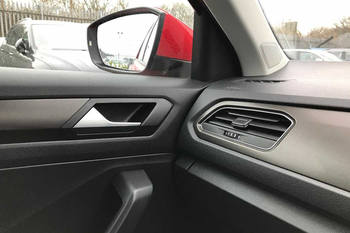 Volkswagen T-ROC 2017 1.5 TSI SE 150PS EVO