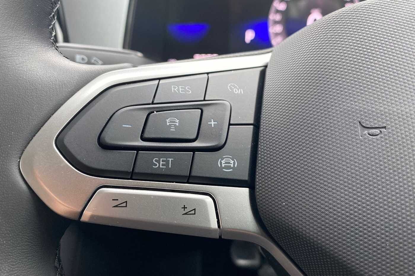 Volkswagen T-roc 1.5 TSI Life 5dr DSG