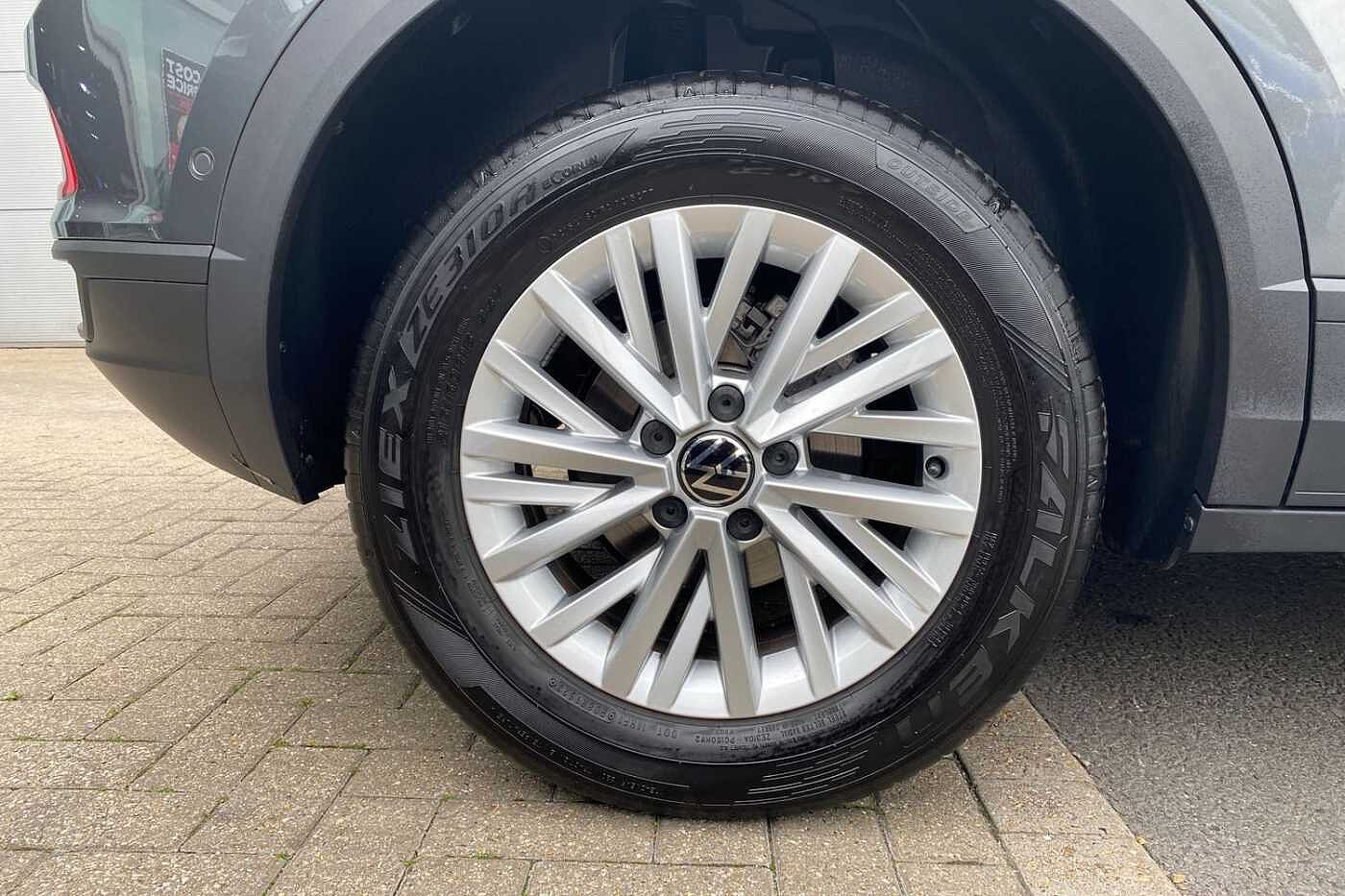 Volkswagen T-roc 1.5 TSI Life 5dr DSG