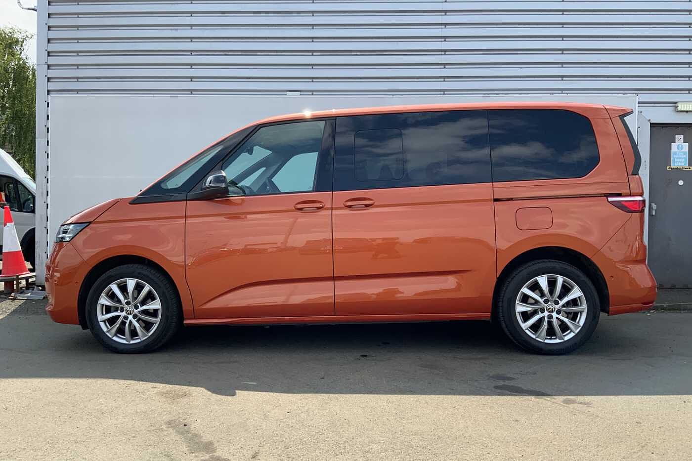 Volkswagen Multivan Life 2.0 TDI 150PS DSG 7 Seat
