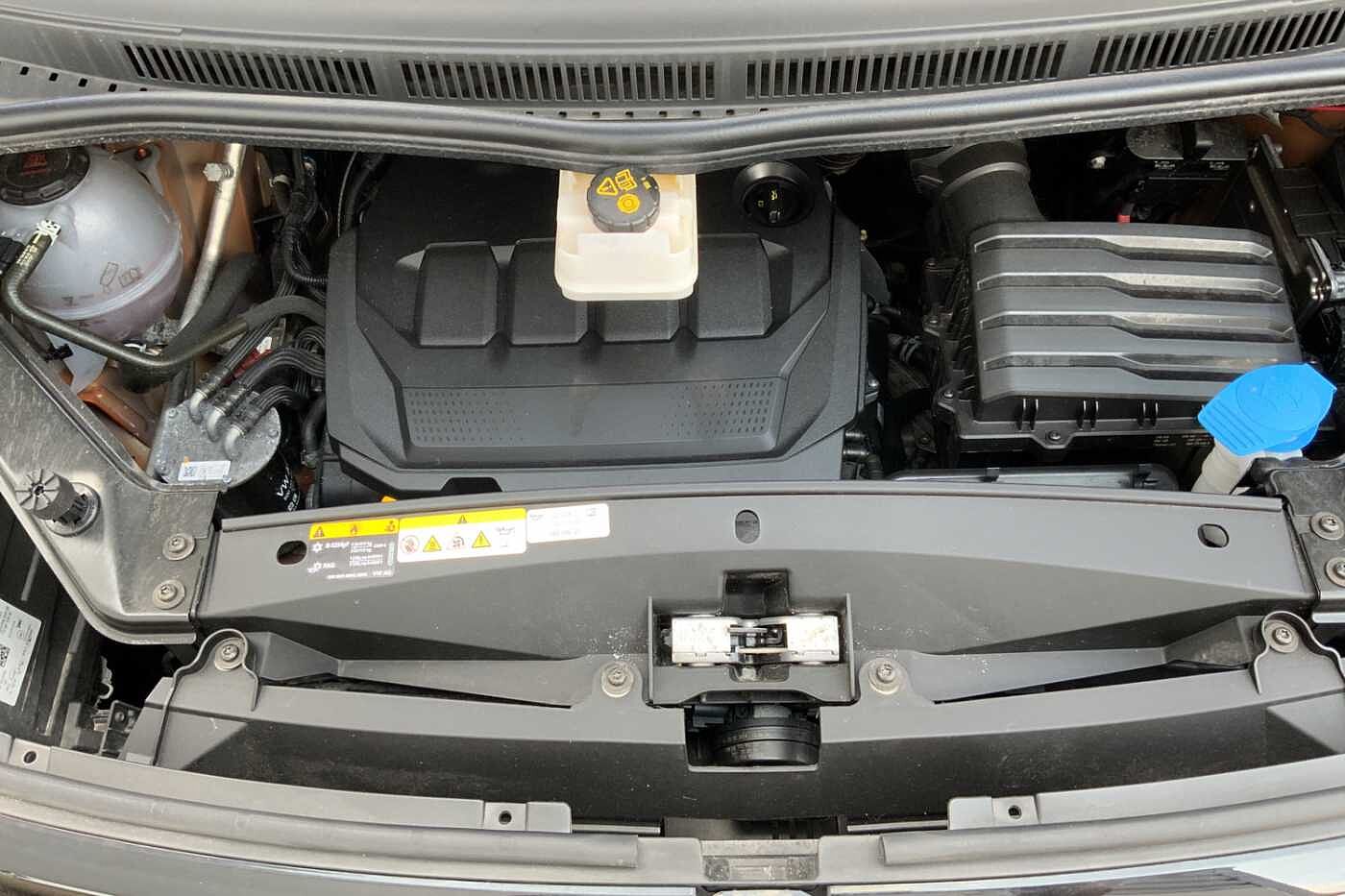 Volkswagen Multivan Life 2.0 TDI 150PS DSG 7 Seat